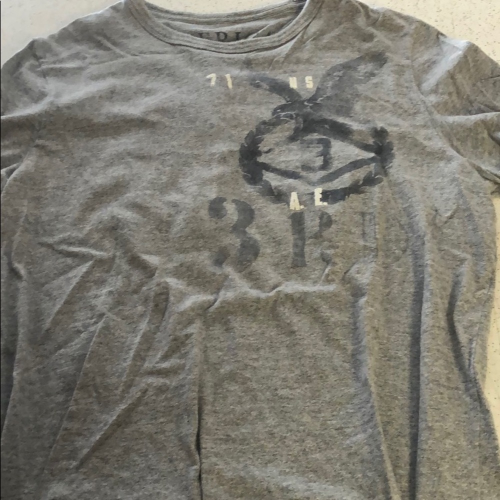 American Eagle Short Sleeve Shirt